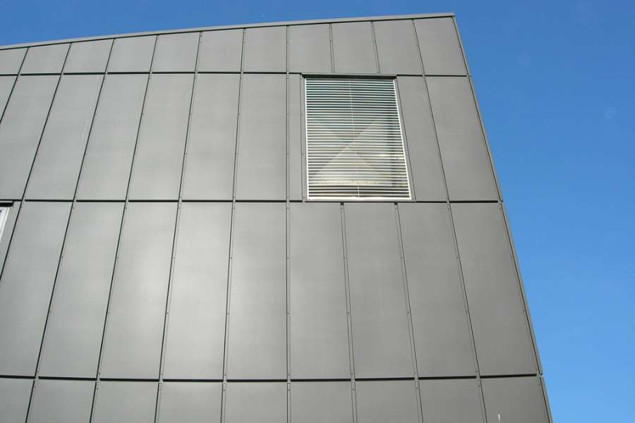 Exklusive Fassade der Schule für Sozial- und Gesundheitswesen, Ydesvej 1, 8500 Grenå